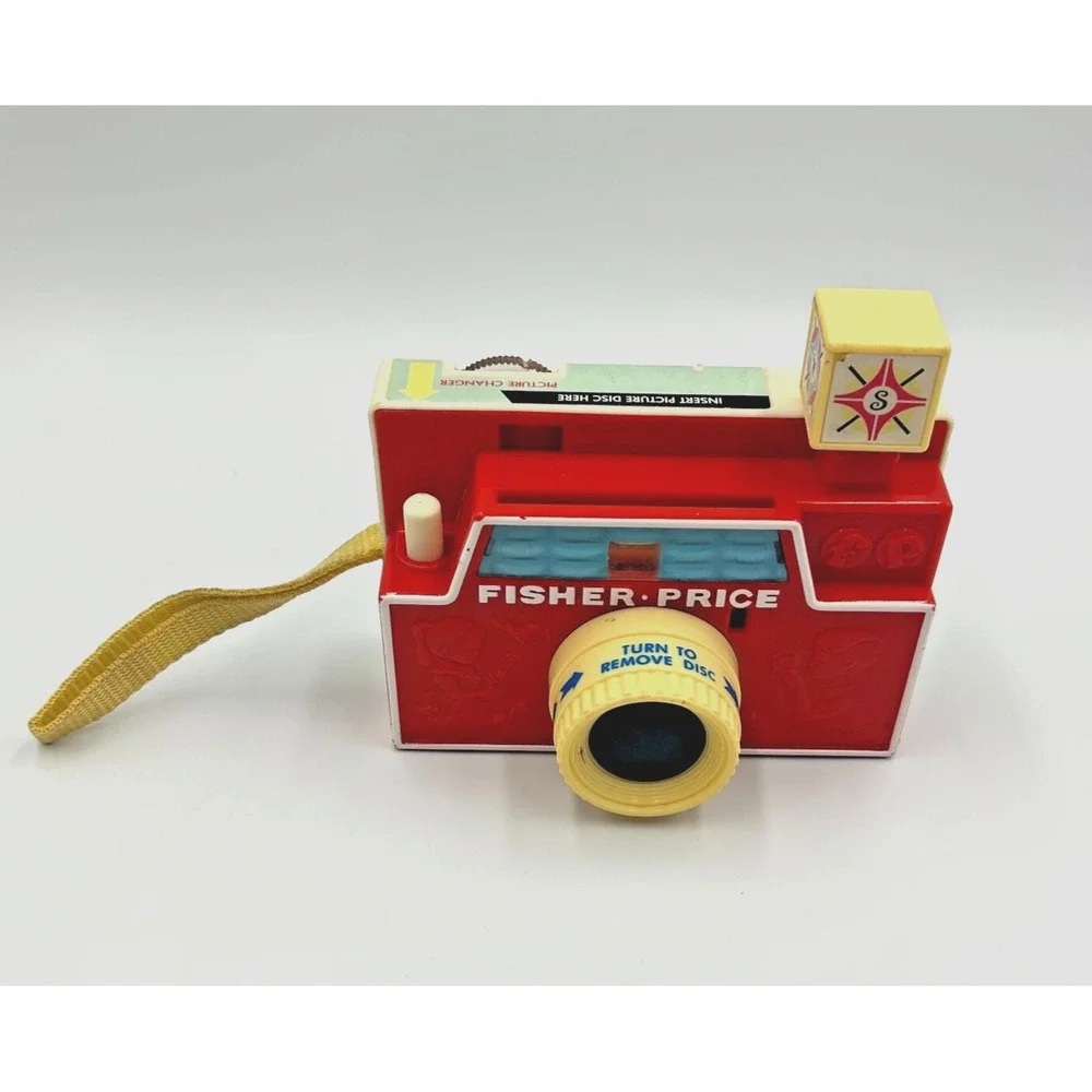 Fisher-Price 2011 Changeable Picture Disc Toy Camera, Discs‎ are NOT Included